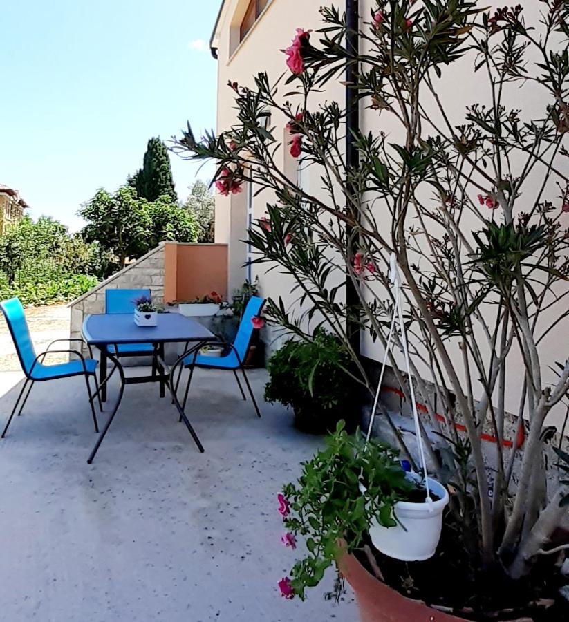 Lennida Studio Apartman Kavran Kültér fotó