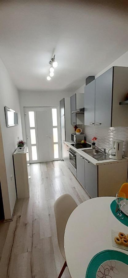 Lennida Studio Apartman Kavran Kültér fotó