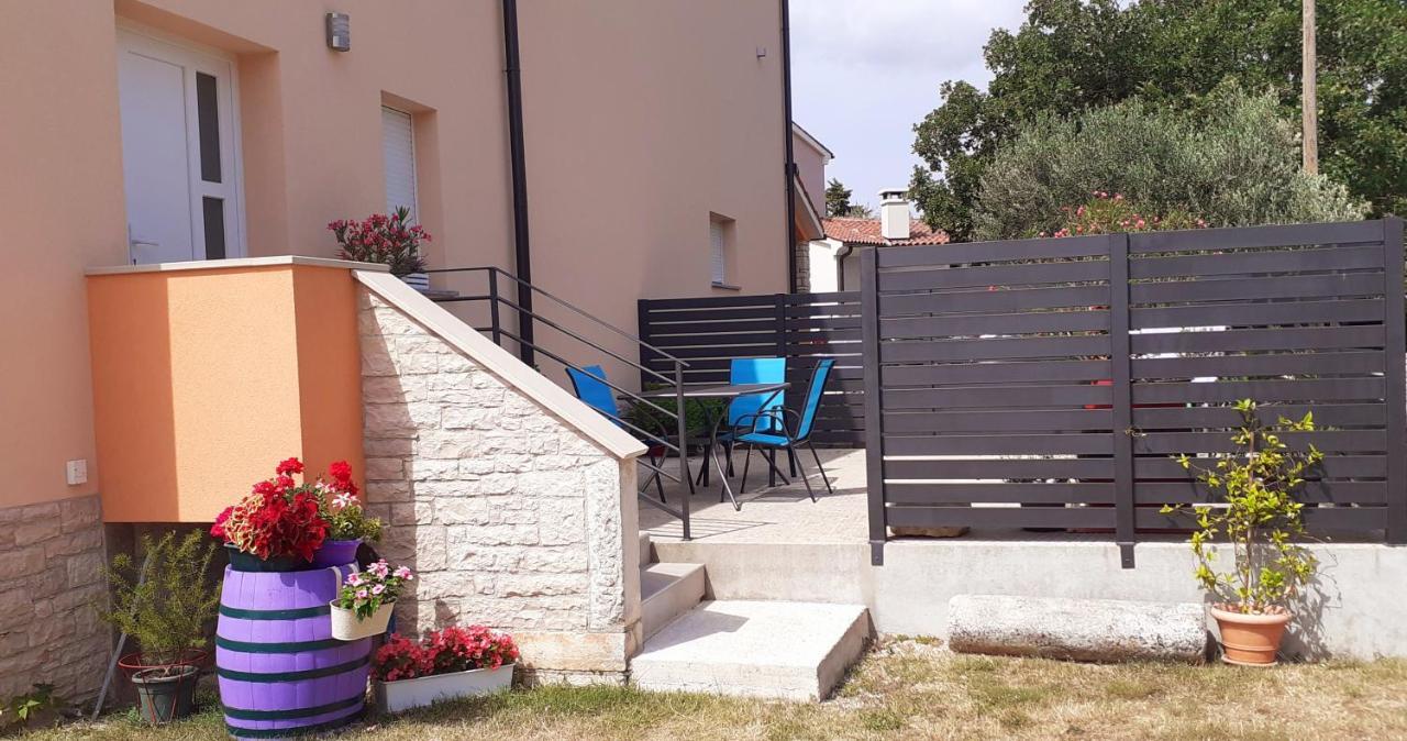 Lennida Studio Apartman Kavran Kültér fotó