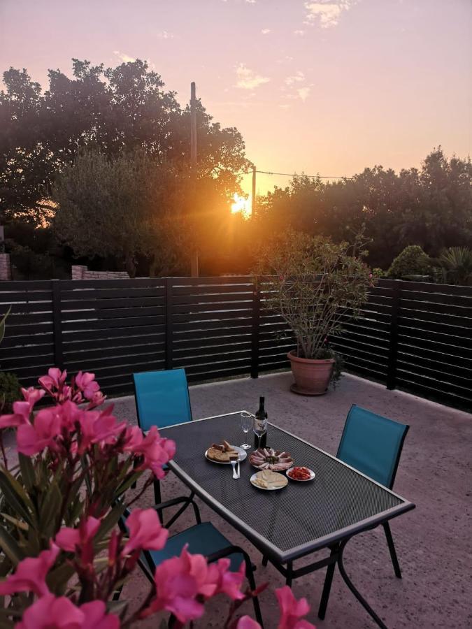 Lennida Studio Apartman Kavran Kültér fotó